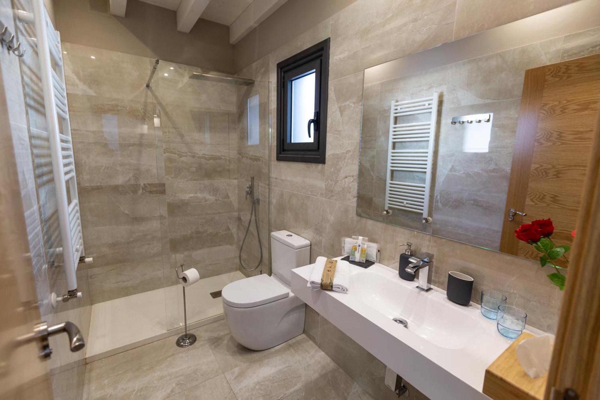 Complejo Turistico Les Cotolles Apartment กังกัส เด โอนิส ภายนอก รูปภาพ