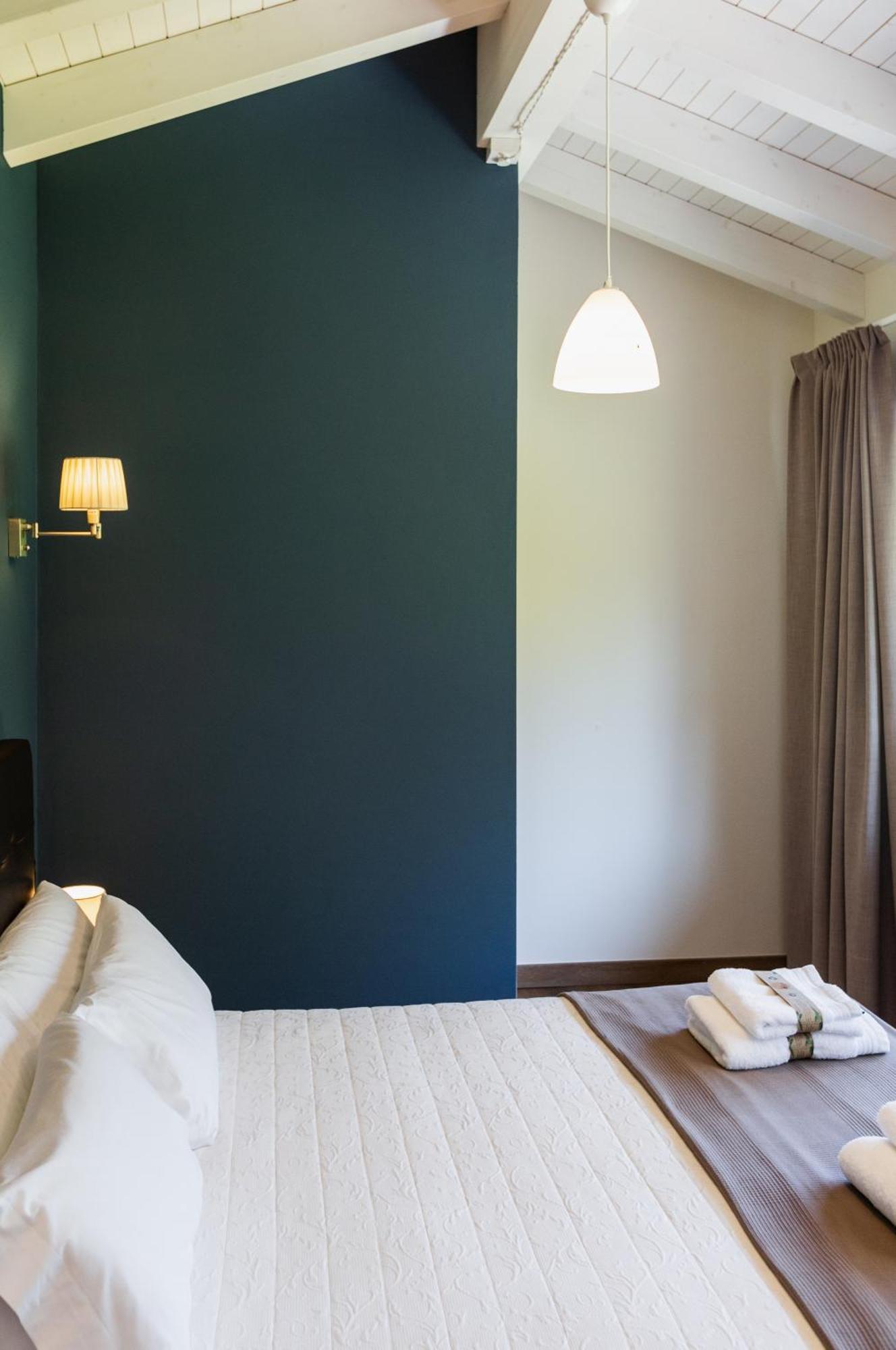Complejo Turistico Les Cotolles Apartment กังกัส เด โอนิส ภายนอก รูปภาพ